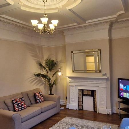 런던 Charming Flat In Wimbledon 아파트 외부 사진