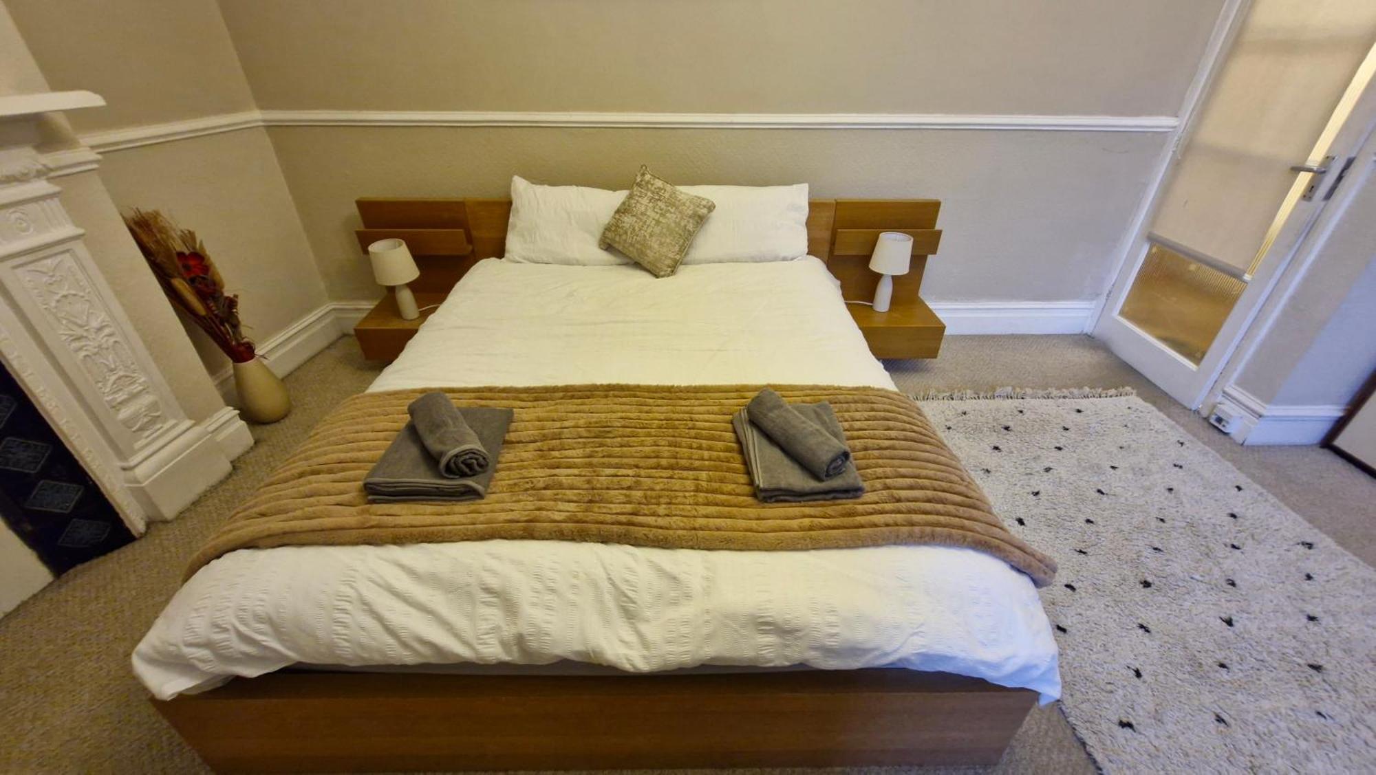 런던 Charming Flat In Wimbledon 아파트 외부 사진