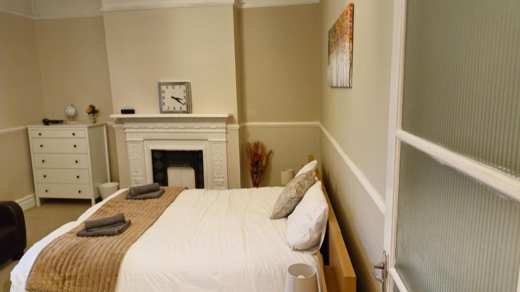 런던 Charming Flat In Wimbledon 아파트 외부 사진